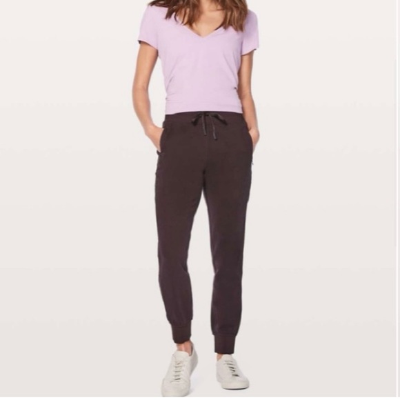 Lululemon Get Going Jogger 28.5" Black Cherry Size 6 - Picture 2 of 8